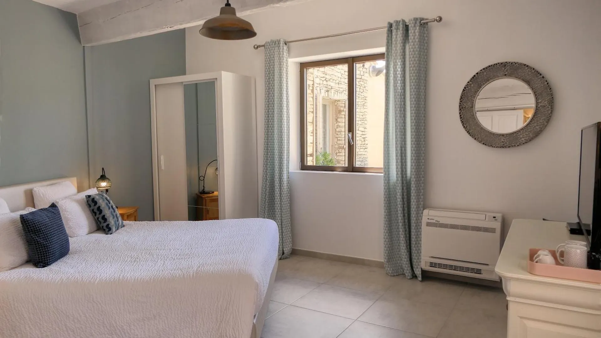 Bed and Breakfast Les Chambres Du Hameau Gordes